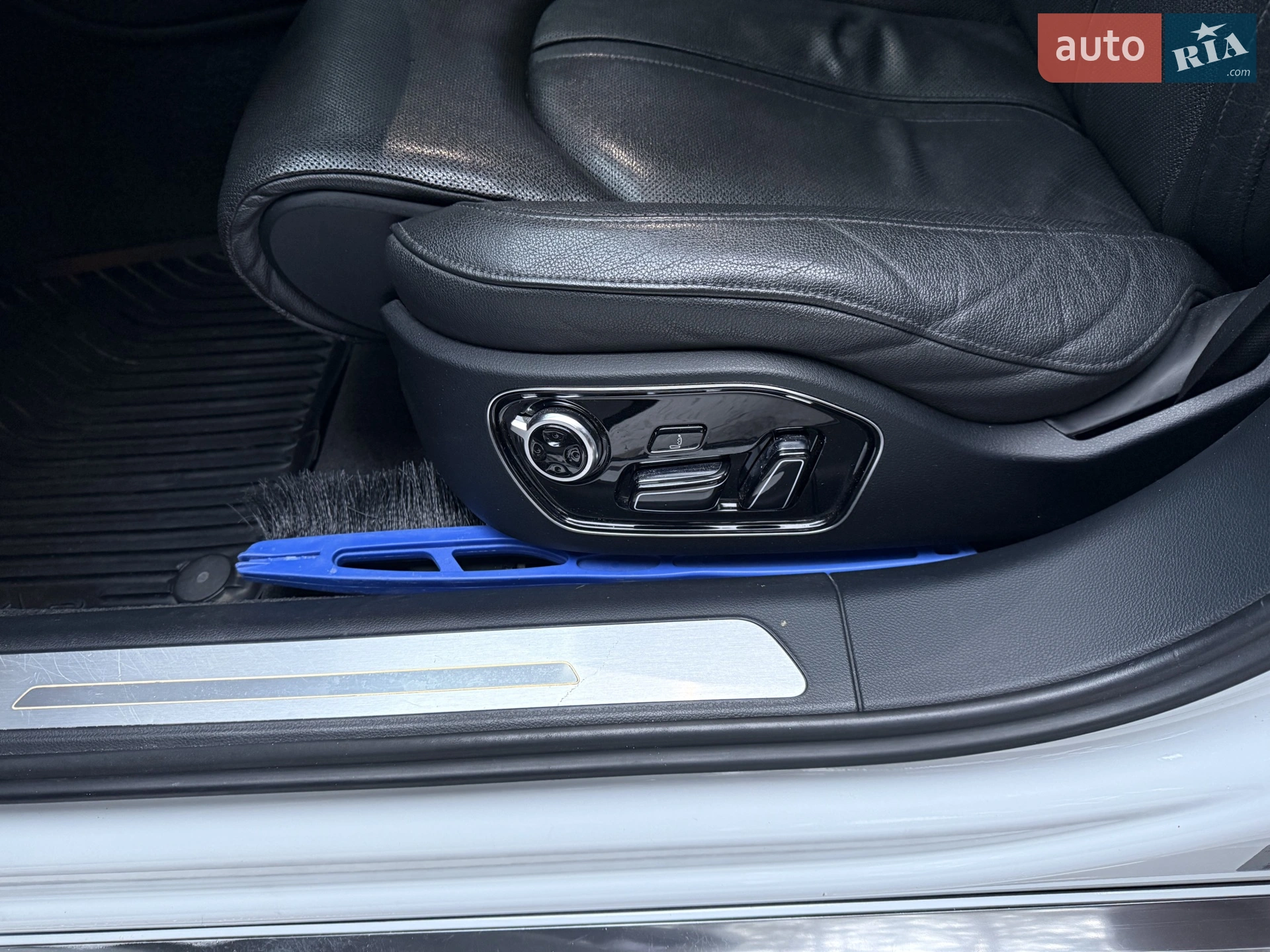 2013 Audi A8 - мініатюра 11
