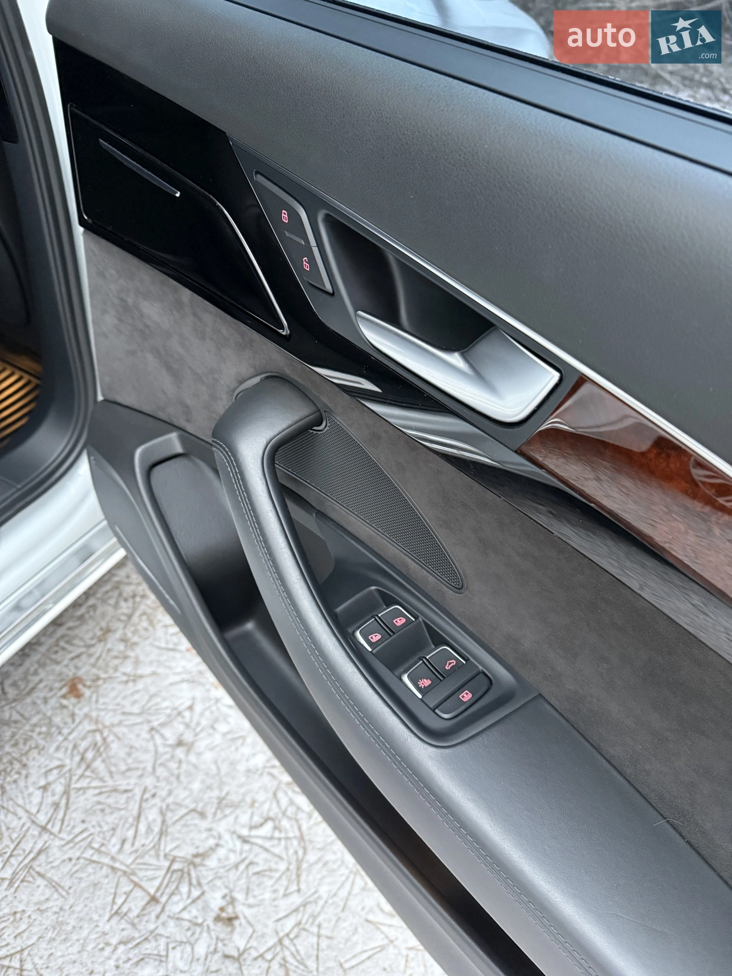 2013 Audi A8 - мініатюра 22