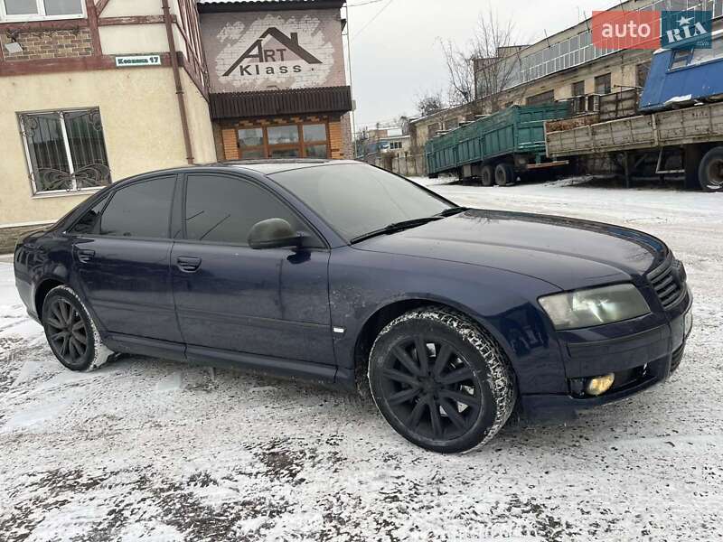 Седан Audi A8 2004 в Полтаве
