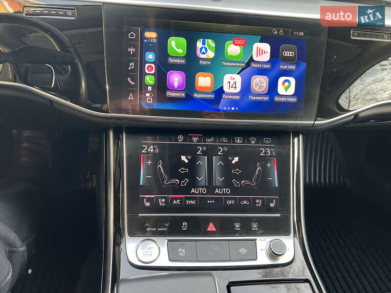 Седан Audi A8 2019 в Львове