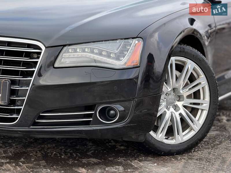 Седан Audi A8 2012 в Кривом Роге