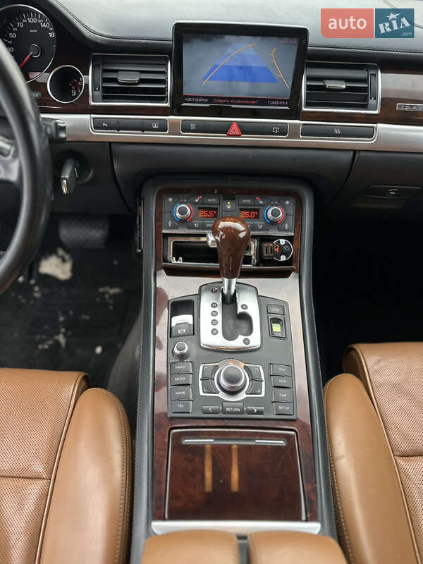 Седан Audi A8 2007 в Василькові
