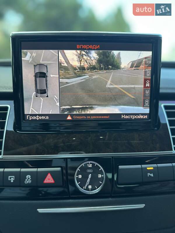 Седан Audi A8 2017 в Одесі