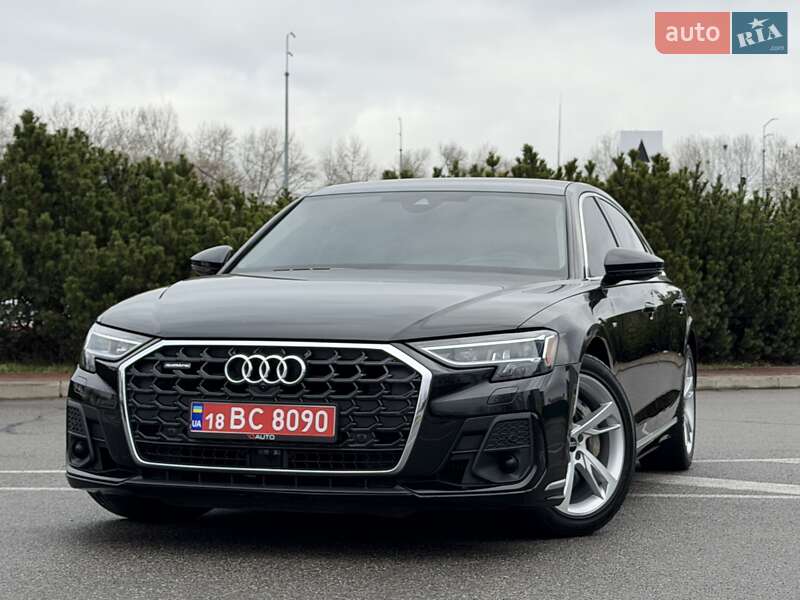 Седан Audi A8 2022 в Києві