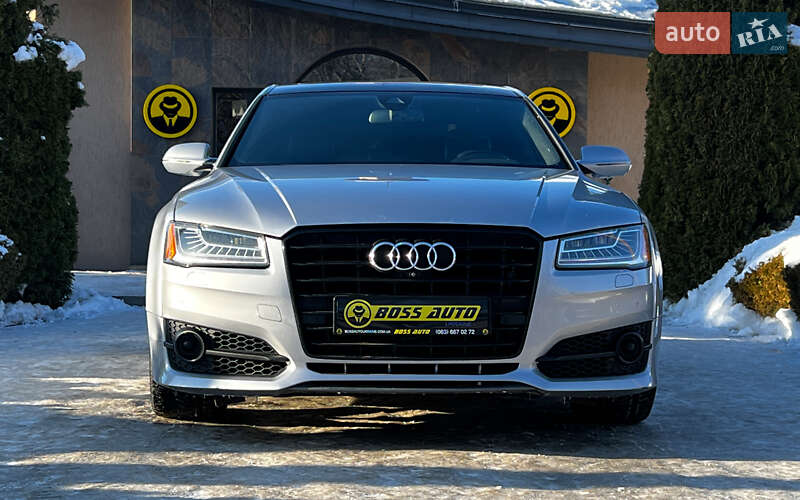 Седан Audi A8 2017 в Львове