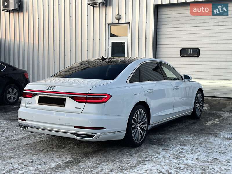 Седан Audi A8 2019 в Киеве
