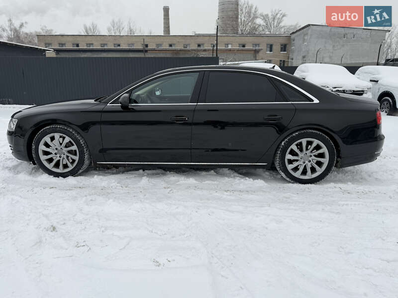 Седан Audi A8 2012 в Киеве