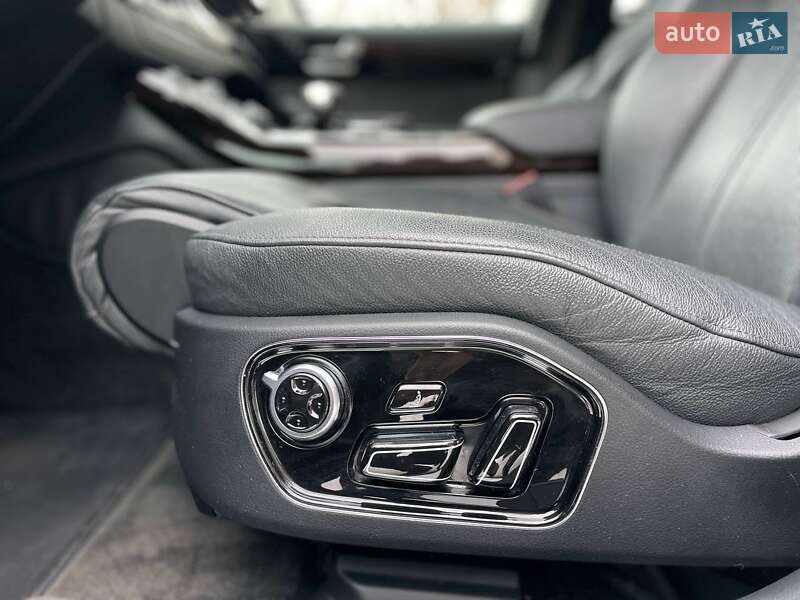 Седан Audi A8 2016 в Киеве фото 20 Седан Audi A8 2016 в Киеве