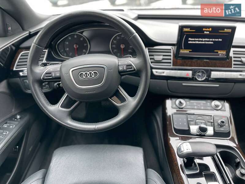 Седан Audi A8 2016 в Киеве фото 25 Седан Audi A8 2016 в Киеве