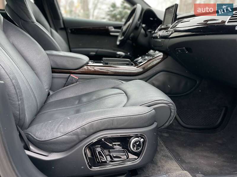 Седан Audi A8 2016 в Киеве фото 30 Седан Audi A8 2016 в Киеве