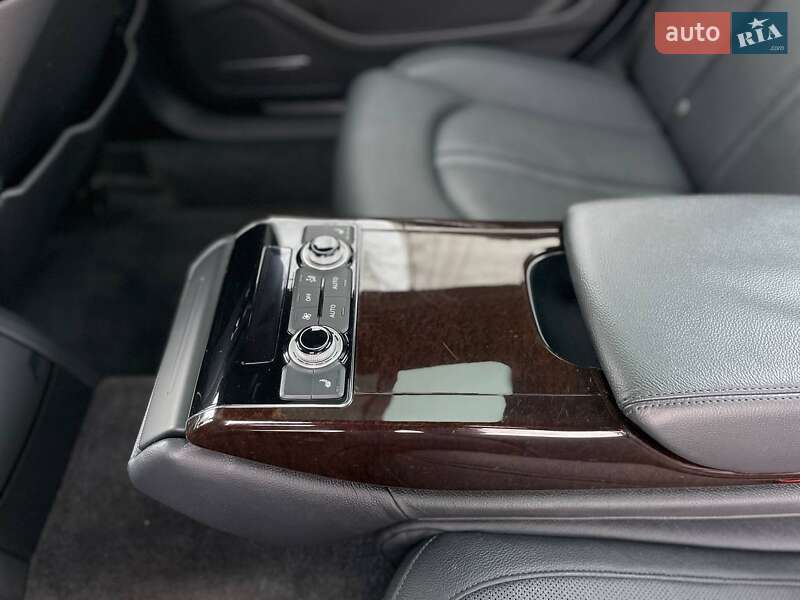 Седан Audi A8 2016 в Киеве фото 38 Седан Audi A8 2016 в Киеве