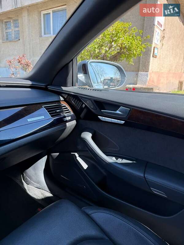 Седан Audi A8 2016 в Ужгороде фото 11 Седан Audi A8 2016 в Ужгороде
