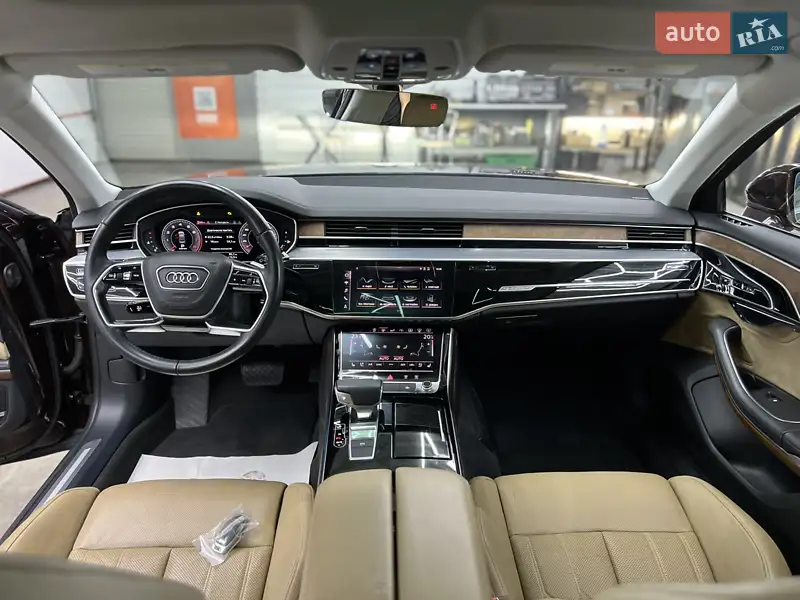 Audi A8 2018 VIN WAU8DAF82KN009487 фото оголошення 28 з 107