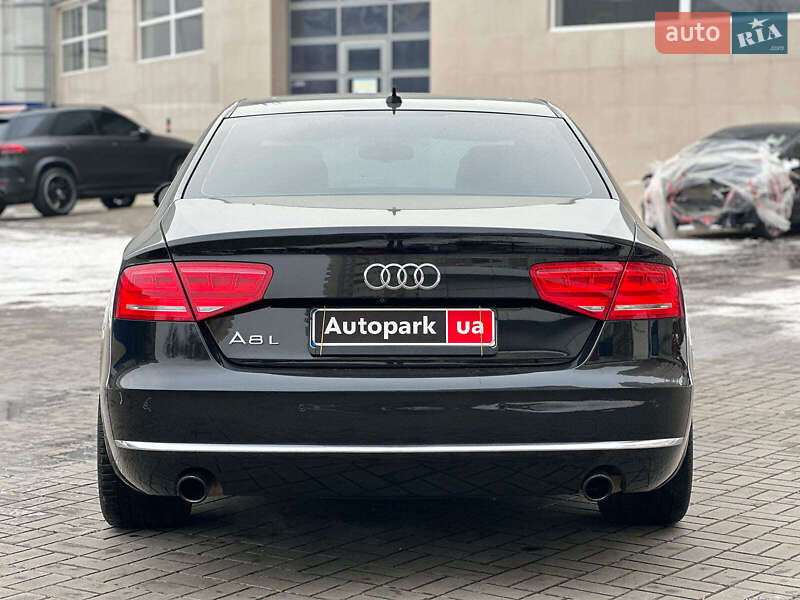 Седан Audi A8 2013 в Одессе