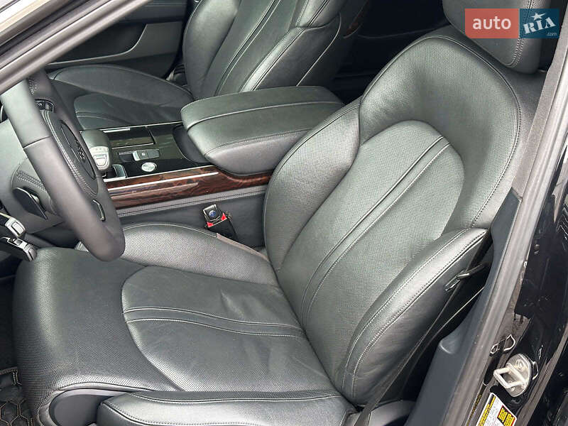 Седан Audi A8 2013 в Одессе