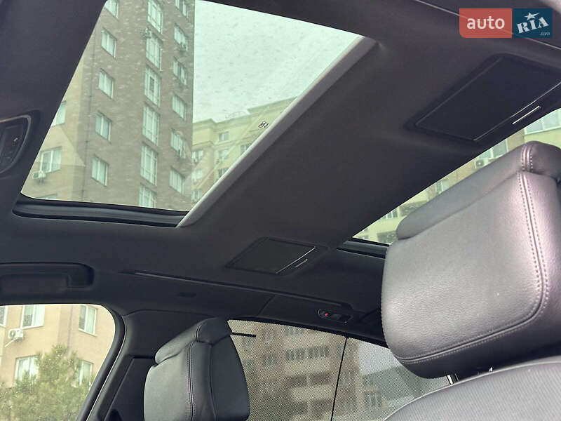 Седан Audi A8 2013 в Одессе