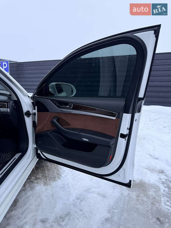 Седан Audi A8 2011 в Києві фото 9 Седан Audi A8 2011 в Києві