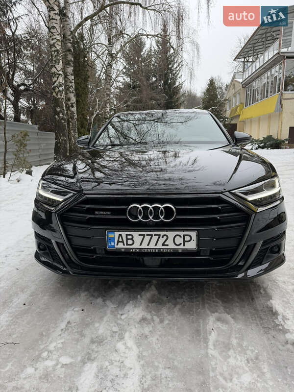Седан Audi A8 2021 в Виннице
