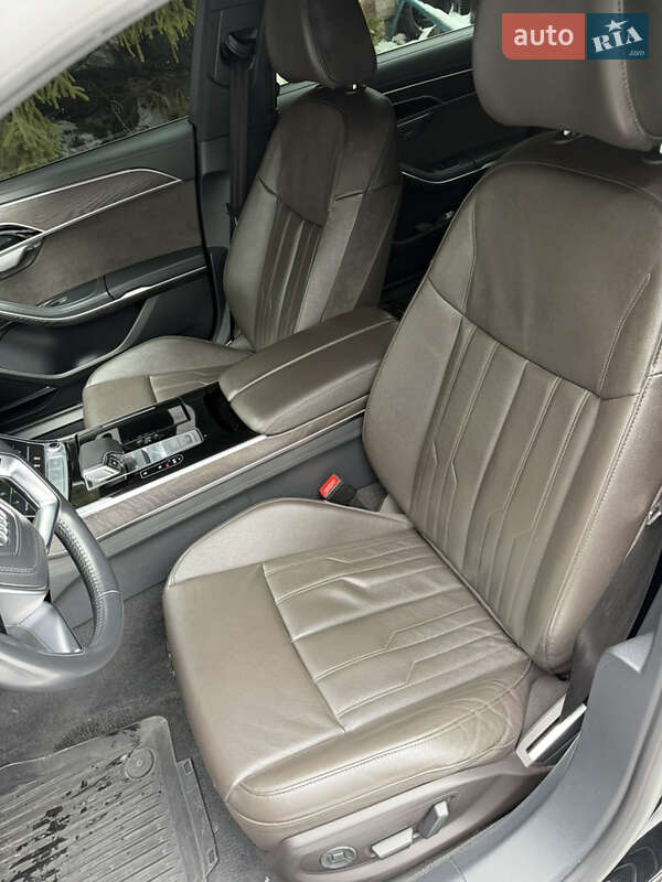 Седан Audi A8 2021 в Виннице