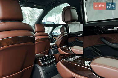 Седан Audi A8 2015 в Львове