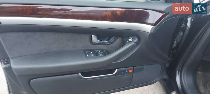 Седан Audi A8 2008 в Оболони