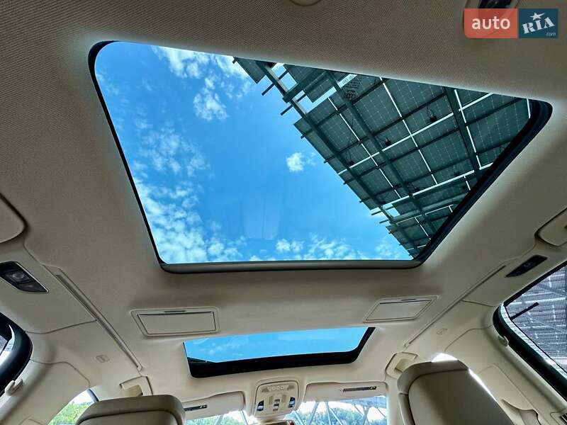Седан Audi A8 2016 в Дніпрі фото 21 Седан Audi A8 2016 в Дніпрі