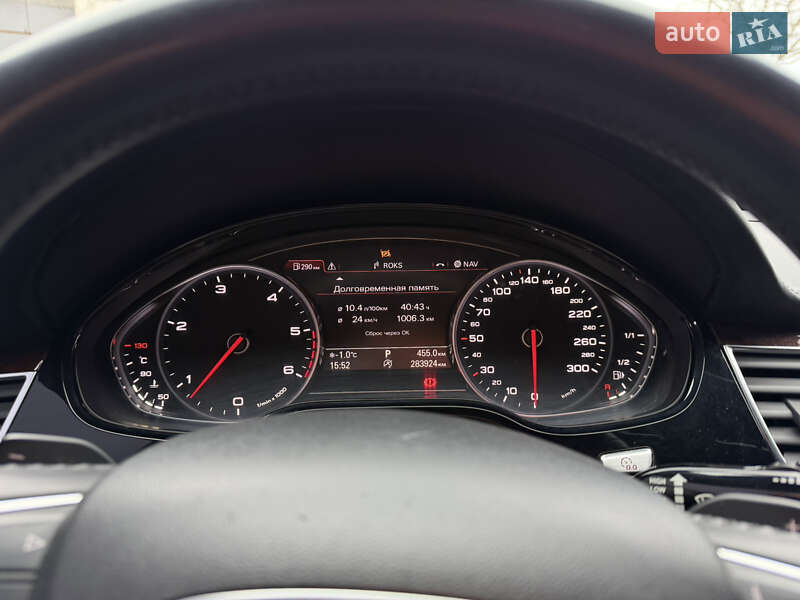 Седан Audi A8 2011 в Києві