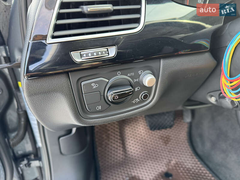 Седан Audi A8 2016 в Ивано-Франковске фото 23 Седан Audi A8 2016 в Ивано-Франковске
