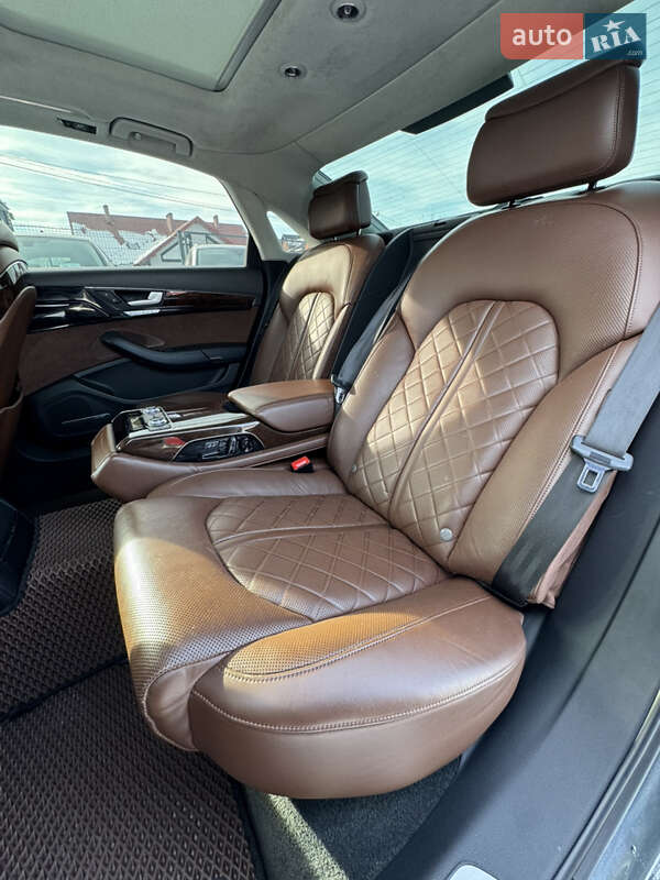 Седан Audi A8 2016 в Ивано-Франковске фото 31 Седан Audi A8 2016 в Ивано-Франковске