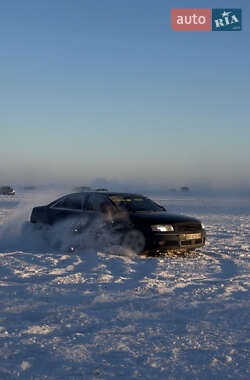 Седан Audi A8 2004 в Бучі