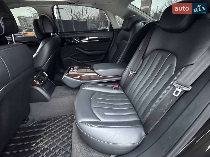 Седан Audi A8 2017 в Києві фото 9 Седан Audi A8 2017 в Києві