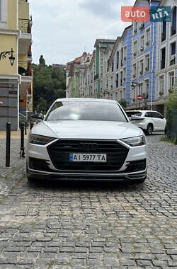 Седан Audi A8 2018 в Киеве