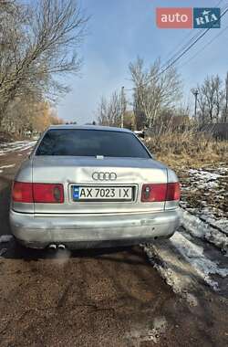 Седан Audi A8 1999 в Полтаве