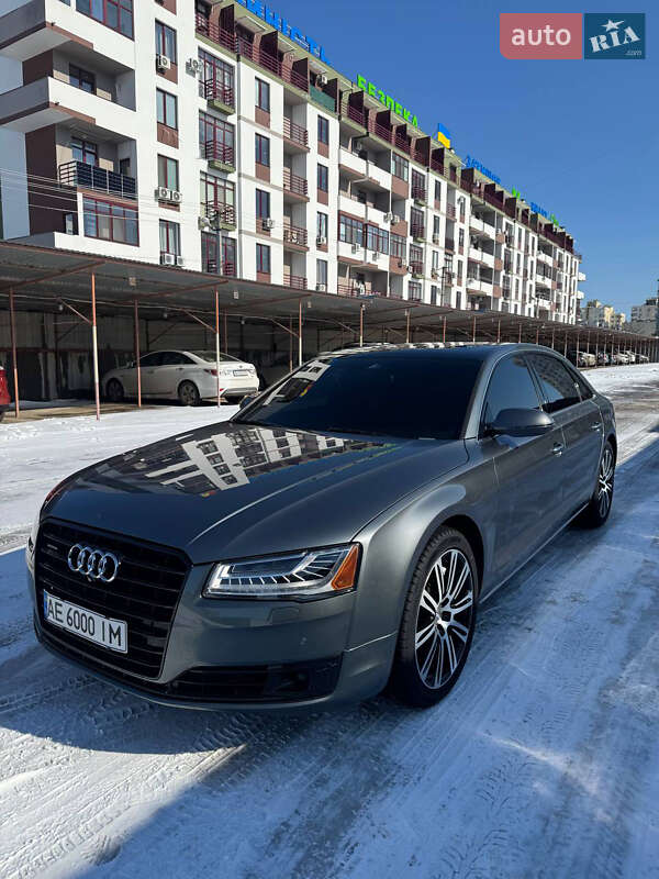 Audi A8 2015