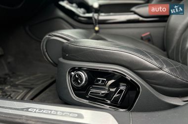 Седан Audi A8 2017 в Киеве