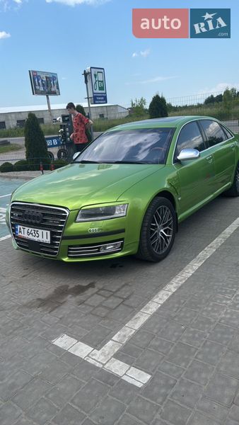 Седан Audi A8 2005 в Яремчі