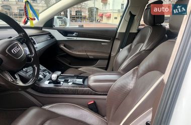 Седан Audi A8 2012 в Киеве