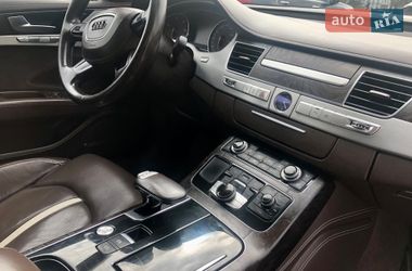 Седан Audi A8 2012 в Киеве