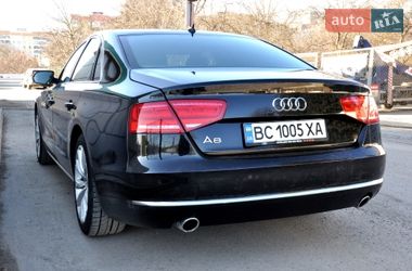 Седан Audi A8 2013 в Львове
