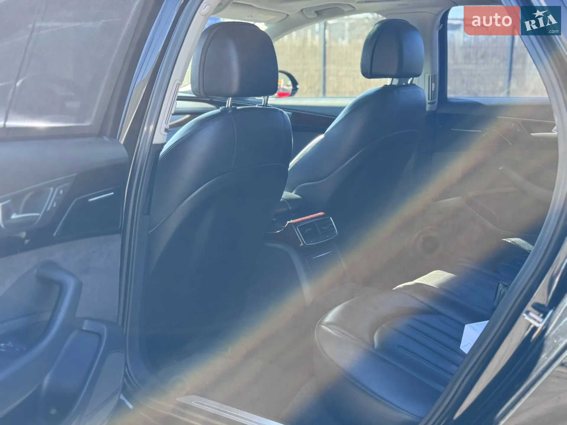 2011 Audi A8 - мініатюра 10