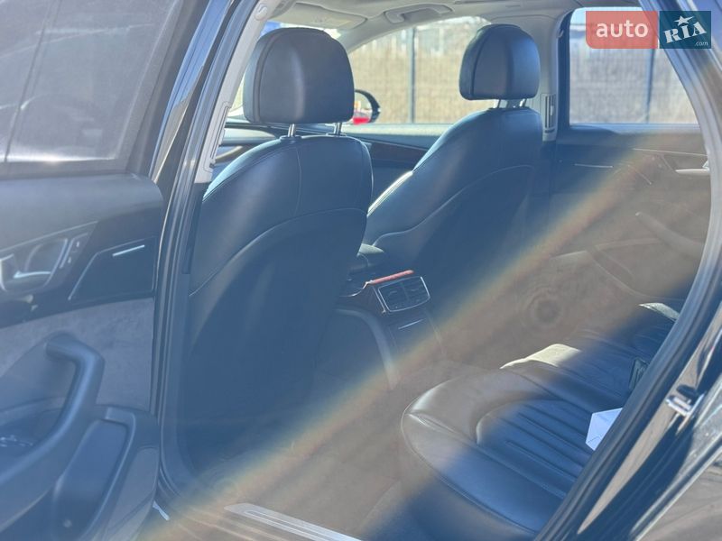 Седан Audi A8 2011 в Боярке