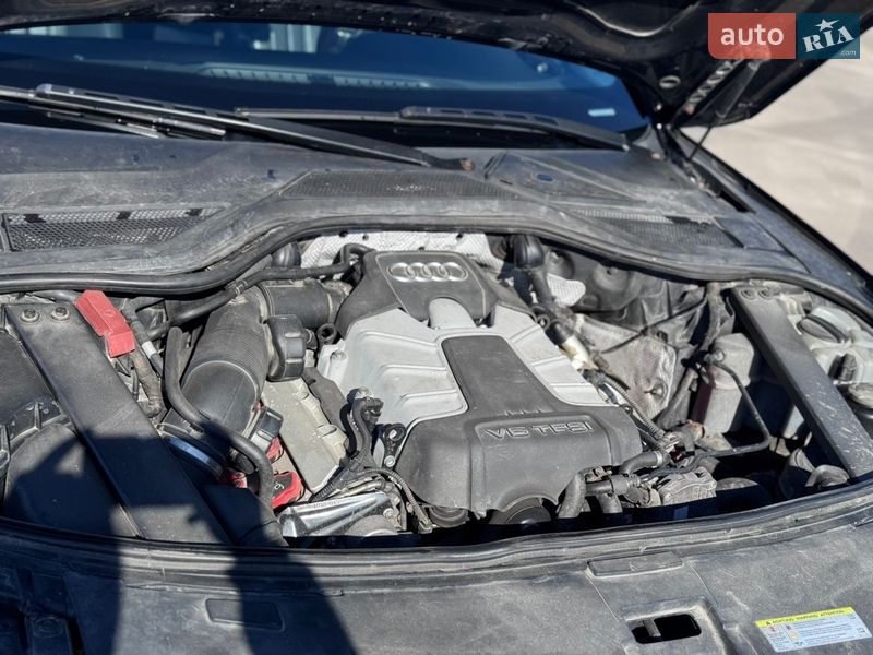 Седан Audi A8 2011 в Боярке