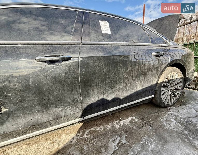 Седан Audi A8 2019 в Києві