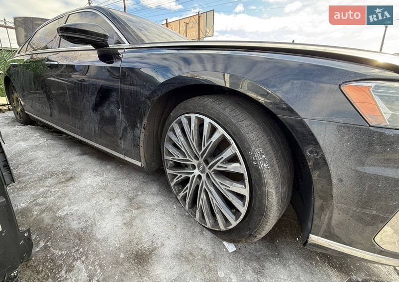Седан Audi A8 2019 в Києві