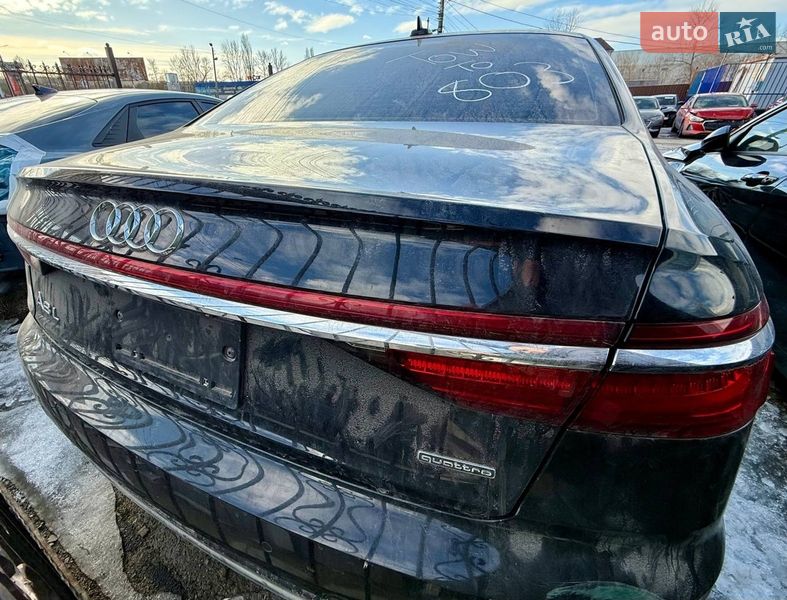 Седан Audi A8 2019 в Києві