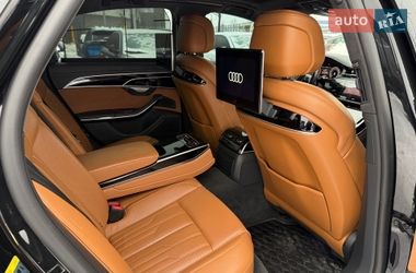 Седан Audi A8 2022 в Киеве