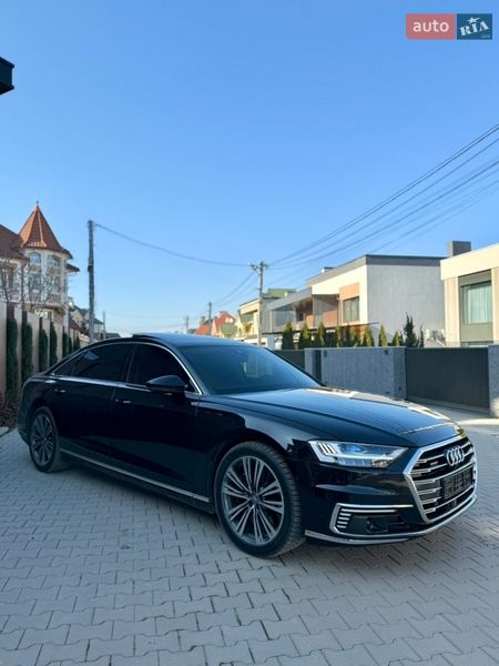 Седан Audi A8 2020 в Чернівцях