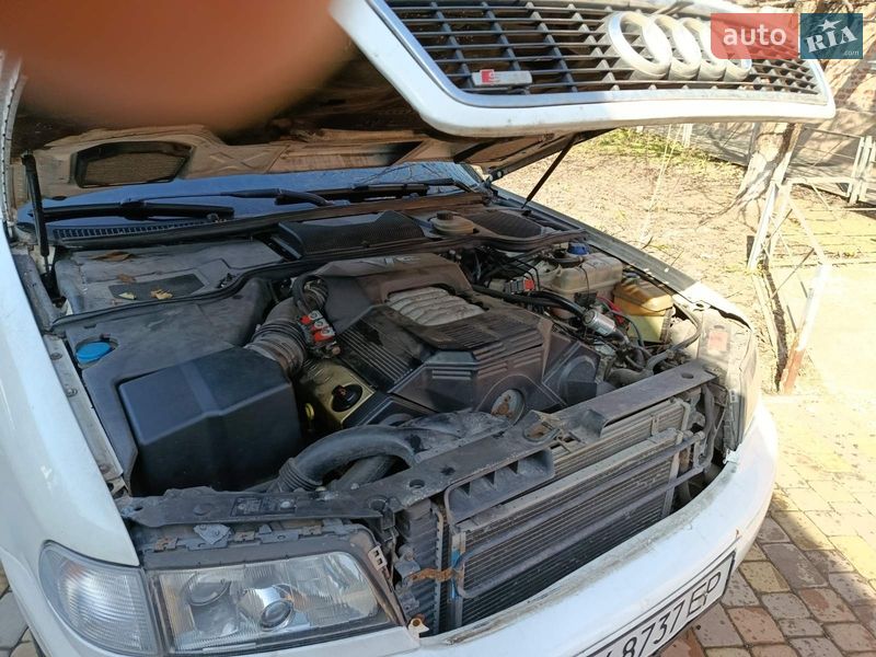 Седан Audi A8 1995 в Харькове
