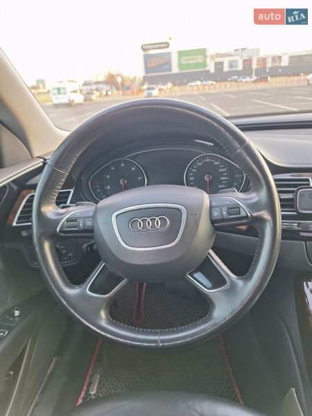 Седан Audi A8 2014 в Киеве