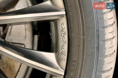 Седан Audi A8 2013 в Львове
